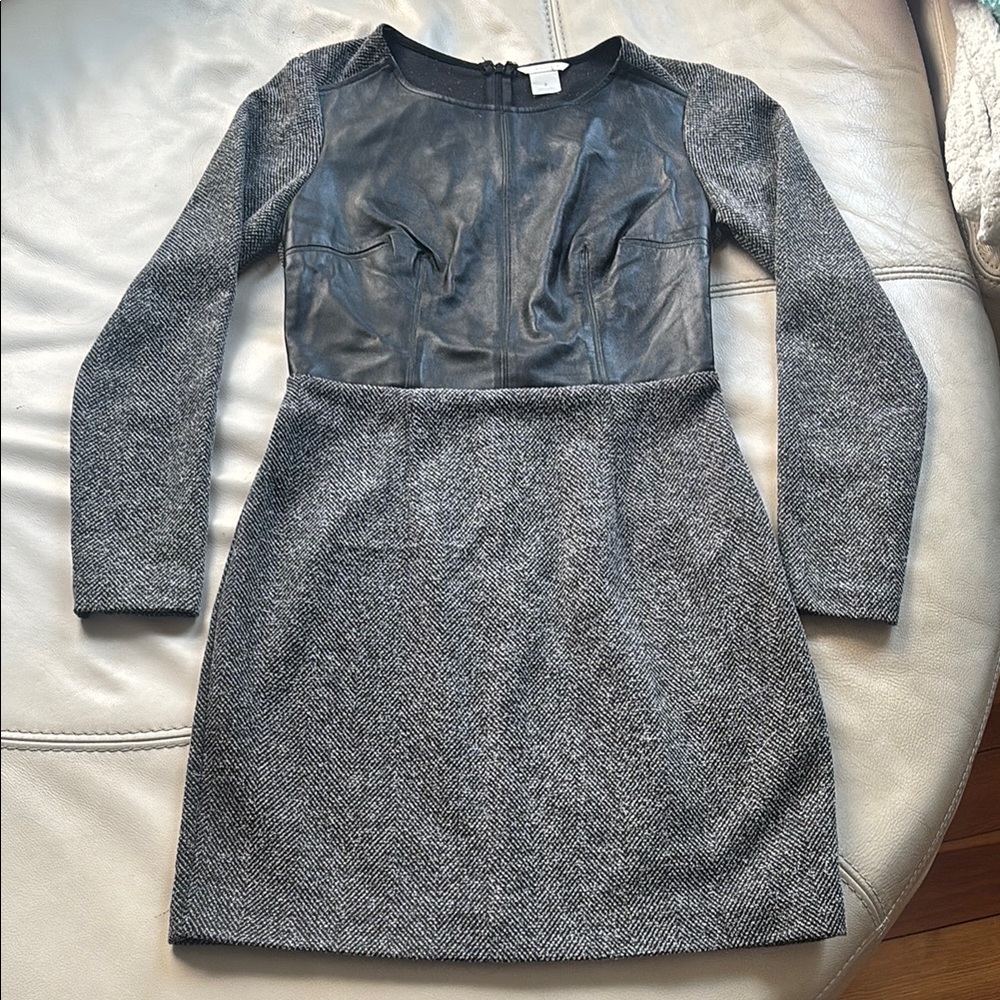 Chic Gray and Black Dress